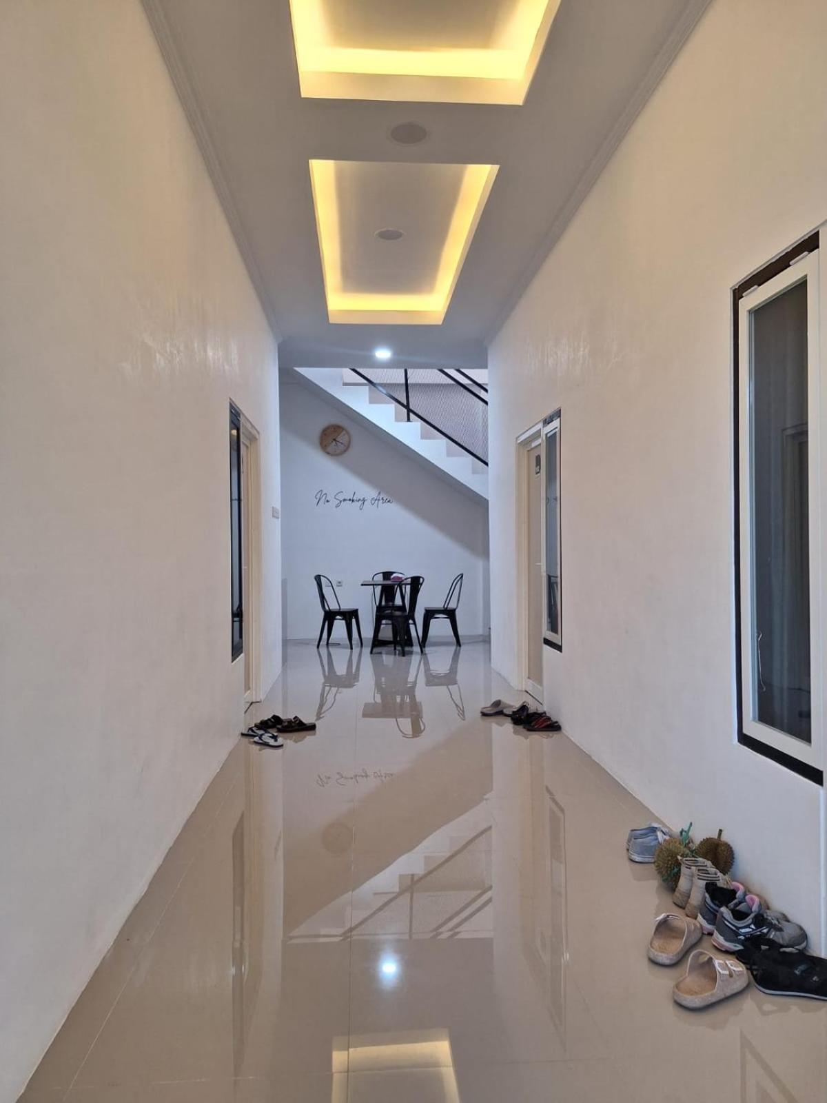 Wangi Homestay Banyuwangi  Extérieur photo